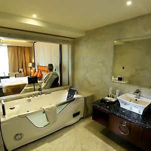 Suite on Ala-Carte at Silk Route Restaurant